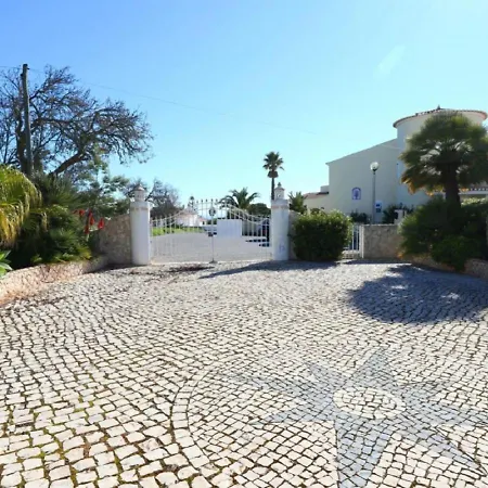 Gouvera Holiday Vila