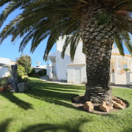 Gouvera Holiday Vila *