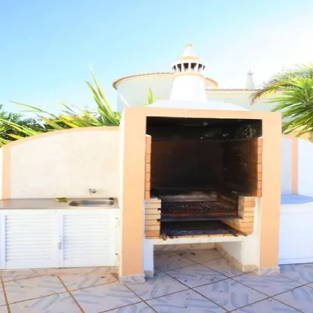 Gouvera Holiday Vila Vakantiehuis